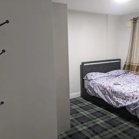 Vibe At 3* Edenderry