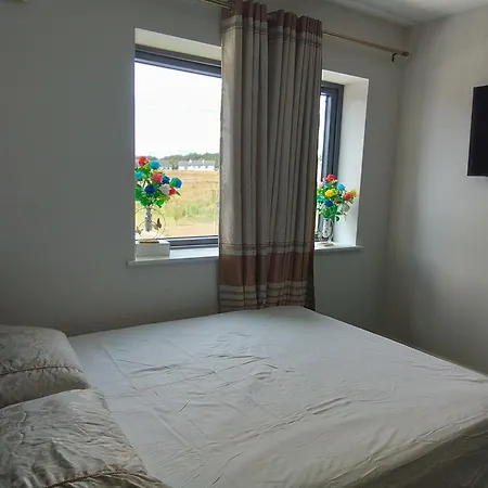 Vibe At 3* Edenderry